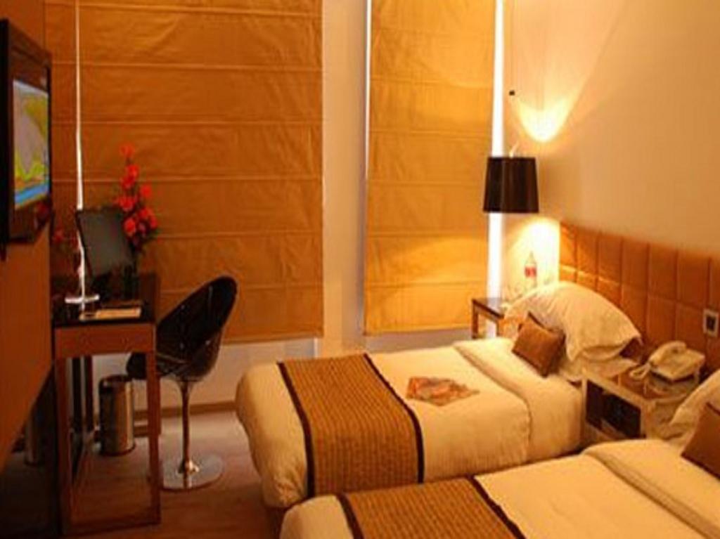 Palace Heights 3* New Delhi