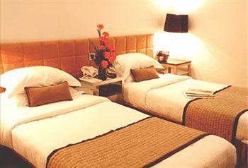 Palace Heights Hotel New Delhi